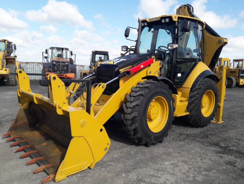 Retroescavadeira Caterpillar 434