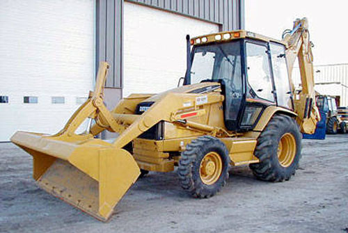 Retroescavadeira Caterpillar 438