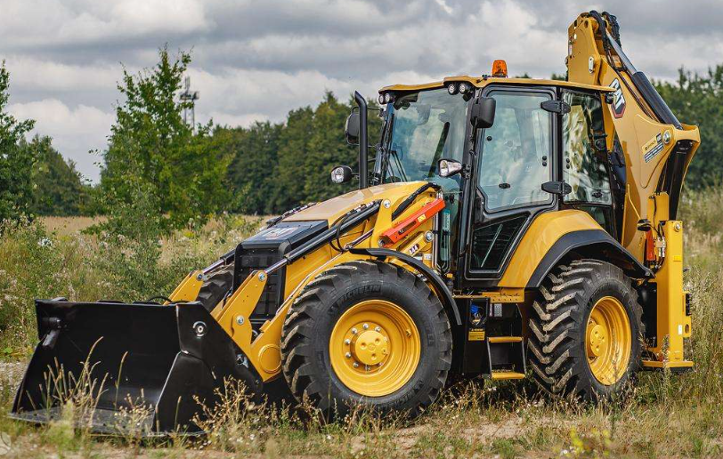 Retroescavadeira Caterpillar 444