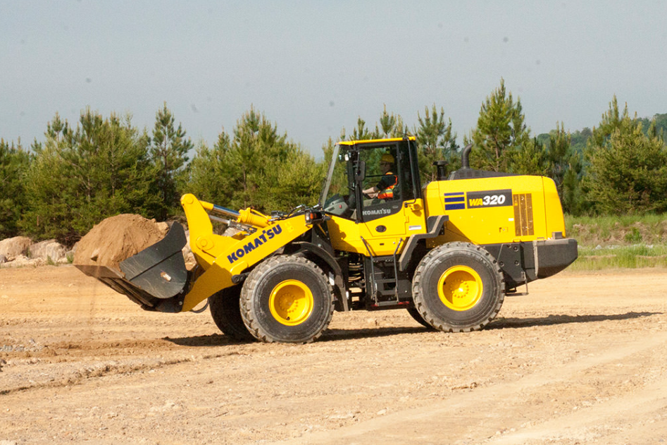 Carregadeira de rodas Komatsu WA320 – peças sobressalentes