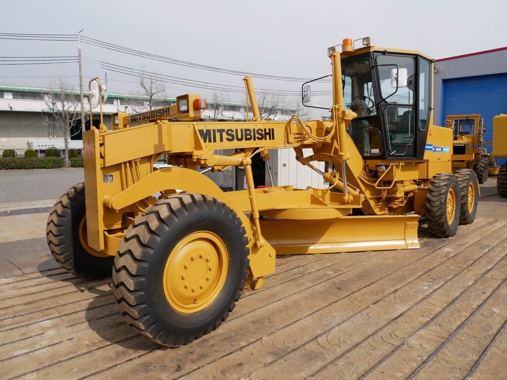 Peças de substituição para motoniveladora Mitsubishi MG430